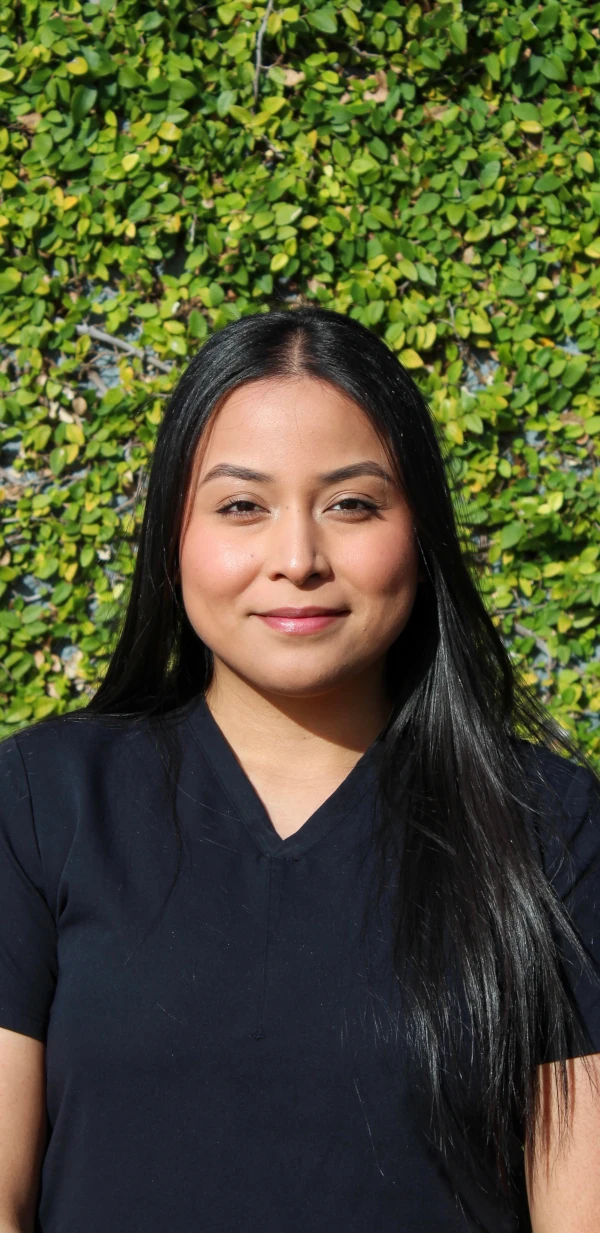  Natali, Dental Assistant<br title='b11'> 